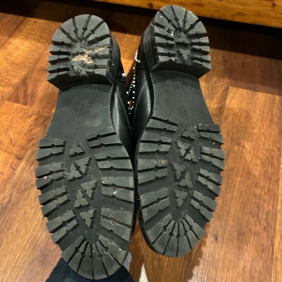 Womans Zara Trafaluc Pull On Ankle Boots 6.5 / 7 Black Stud Accents Chunky Heel - Picture 7 of 8